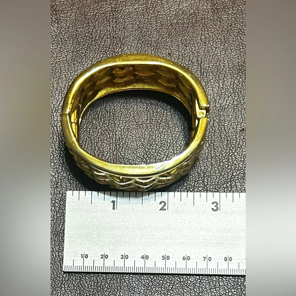 VINTAGE ESTATE CHUNKY HEAVY BASKET WEAVE CLAMPER 6 3/4" BRACELET! - Picture 3 of 12
